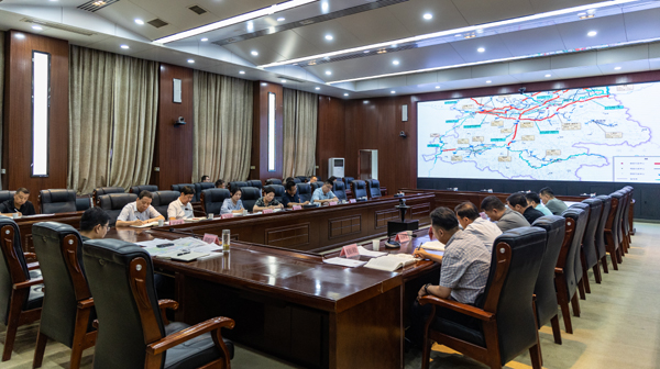 1 会议现场.jpg